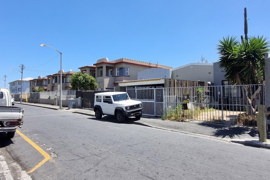 To Let 3 Bedroom Property for Rent in Brooklyn Western Cape